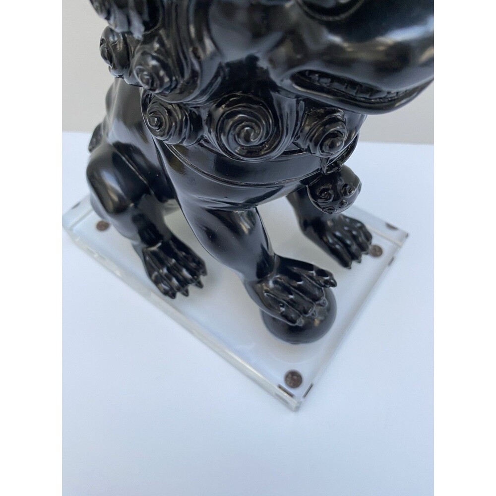 Modern Black Heavy Ceramic Chinese Foo Dog on Large Lucite Base Statue / Bookend - Picture 8 of 10